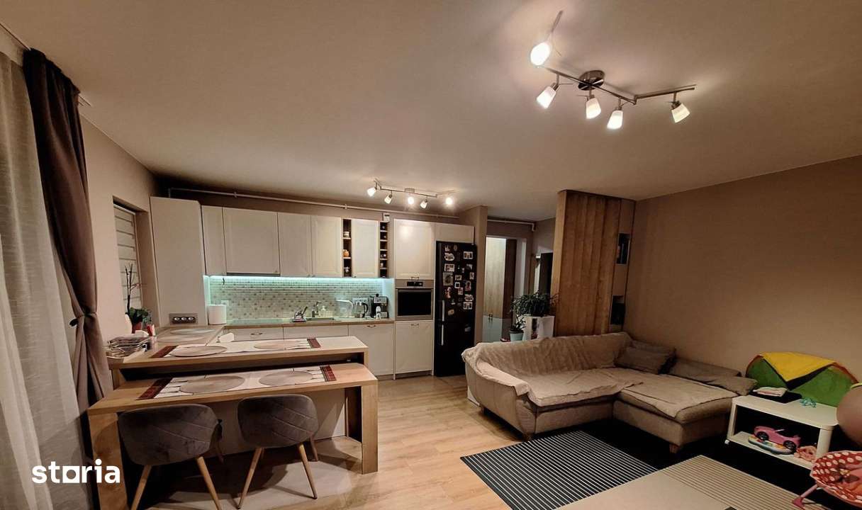 Apartament cu 3 camere+parcare, Foresti zona Terra — fotografia 1