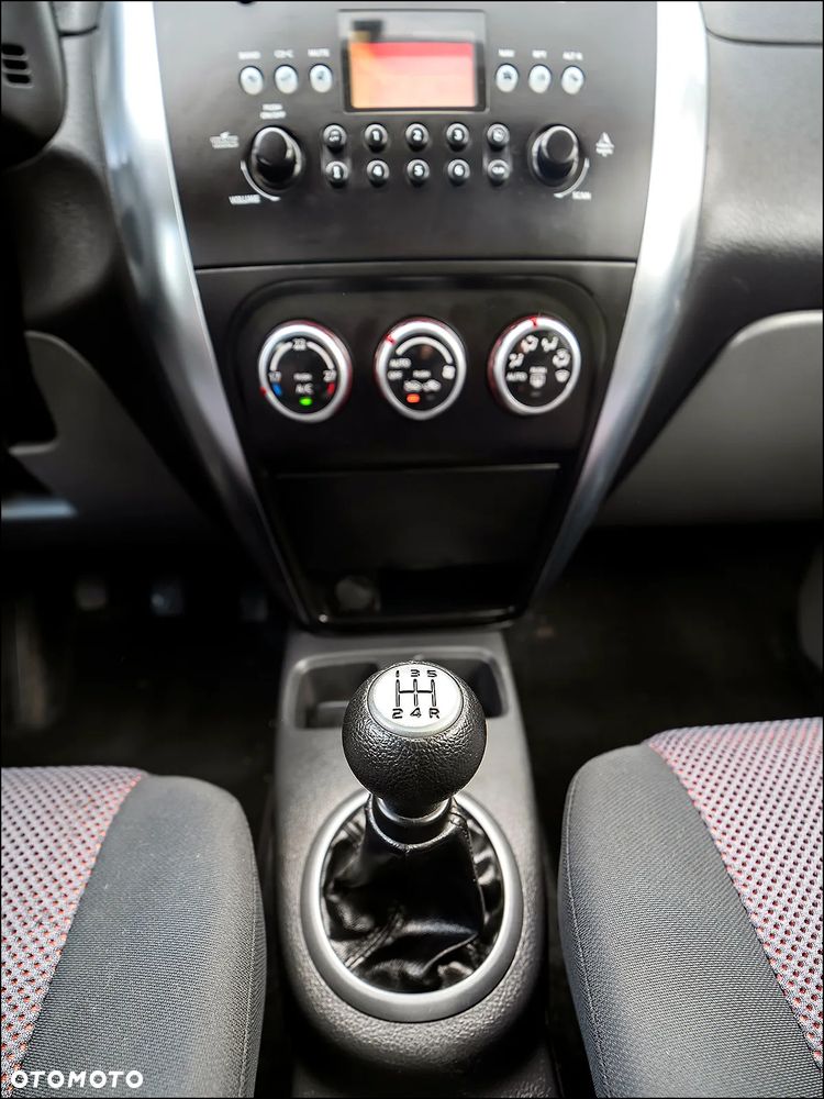Suzuki SX4 1.6 VVT 4x4 Comfort - 28