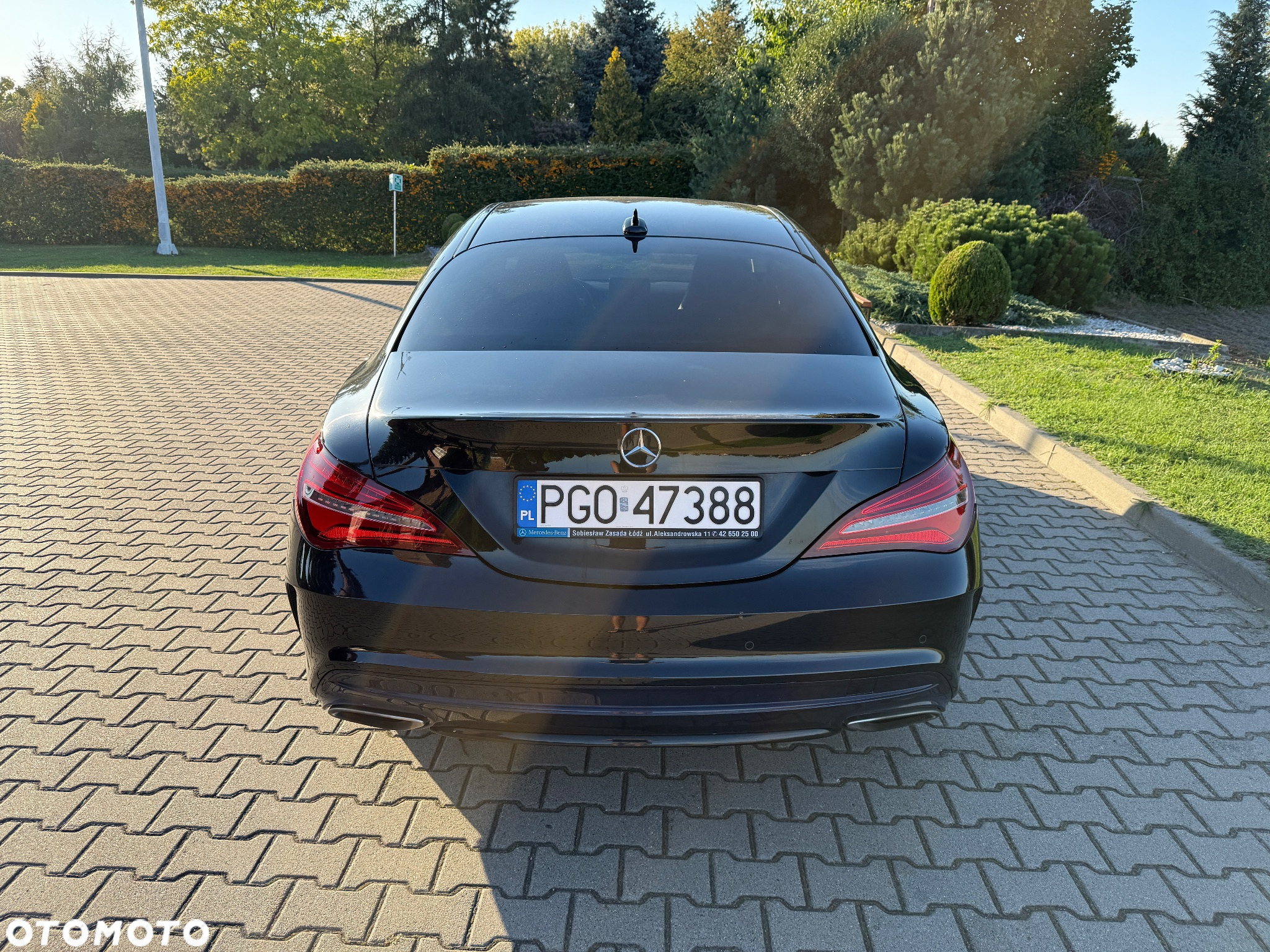 Mercedes-Benz CLA 220 4-Matic AMG Line - 3