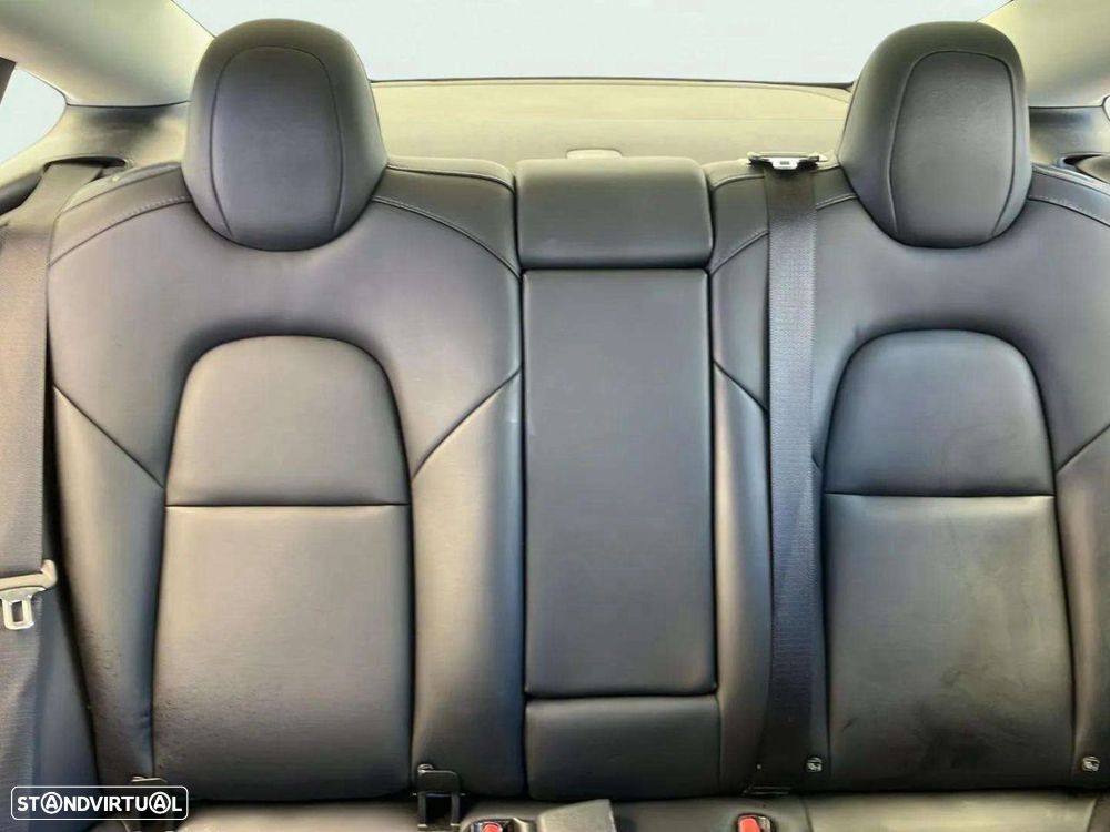 Tesla Model 3 Long-Range Dual Motor AWD - 16