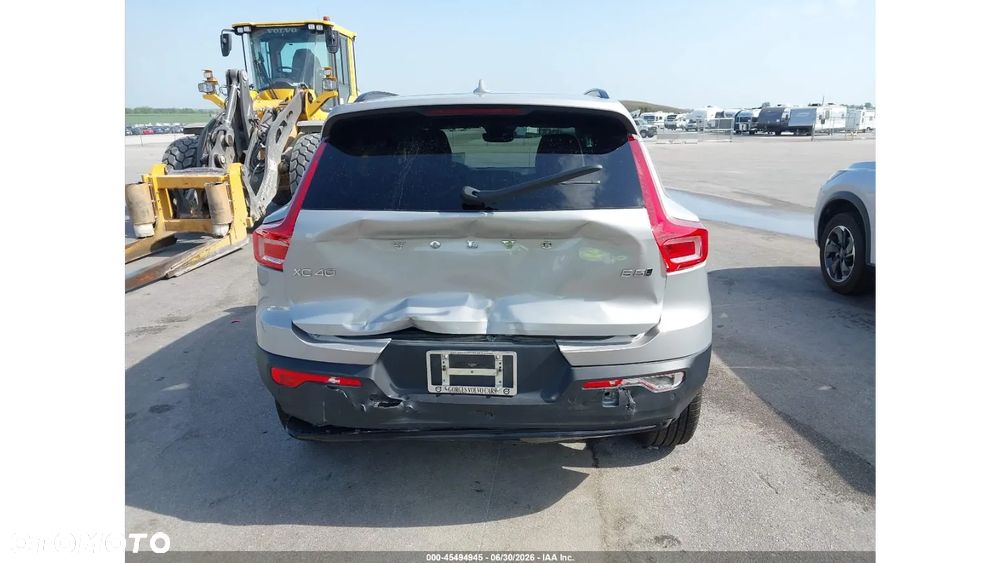 Volvo XC 40 B5 B AWD Ultimate Dark - 7