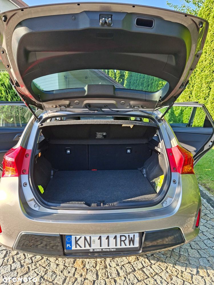 Toyota Auris - 7