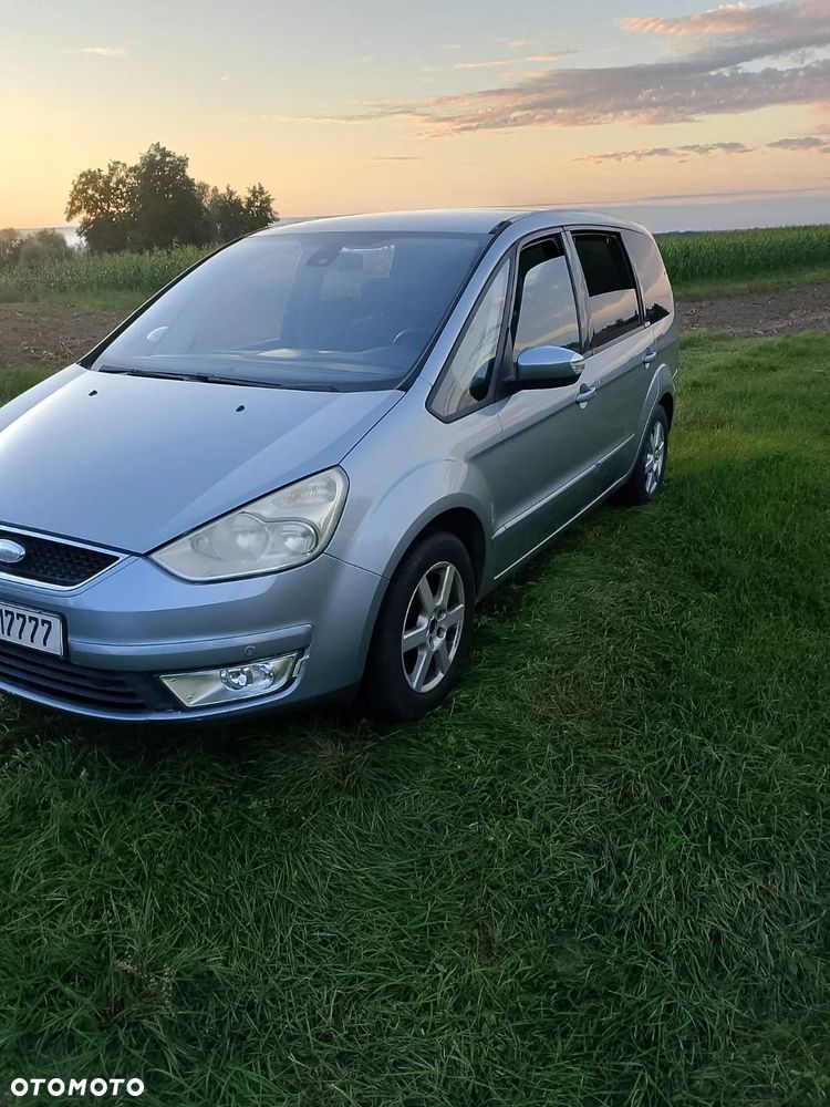 Volkswagen Sharan - 11