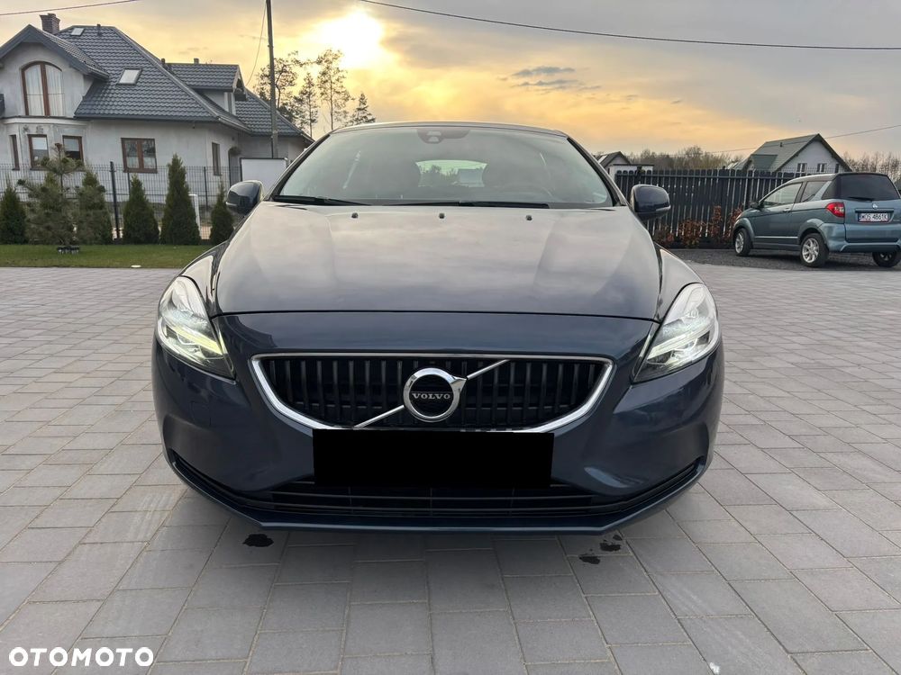 Volvo V40 D3 Geartronic RDesign - 18
