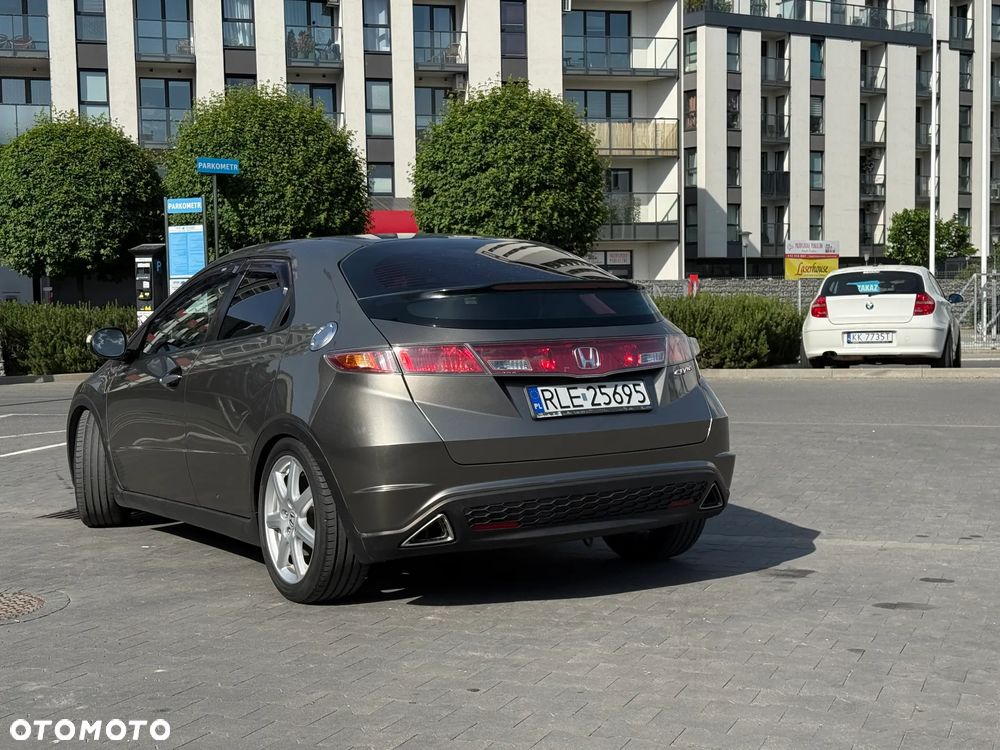 Honda Civic 1.8 Comfort - 4