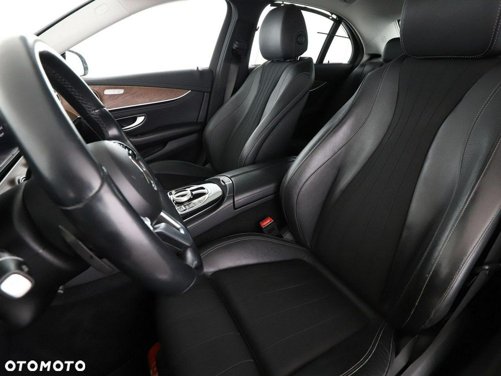 Mercedes-Benz Klasa E - 13