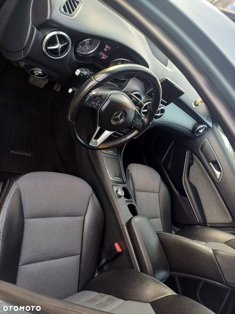 Mercedes-Benz GLA 200 (CDI) d 4-Matic - 14