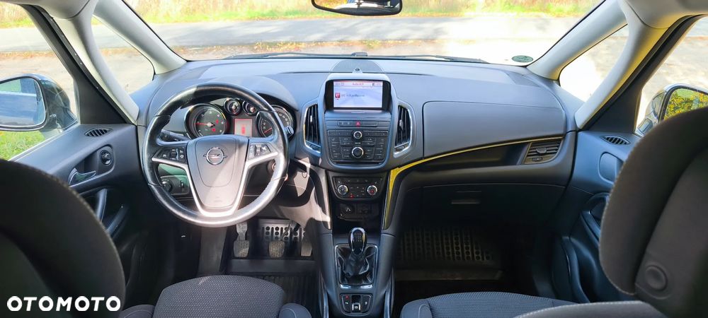 Opel Zafira 2.0 CDTI Cosmo - 9