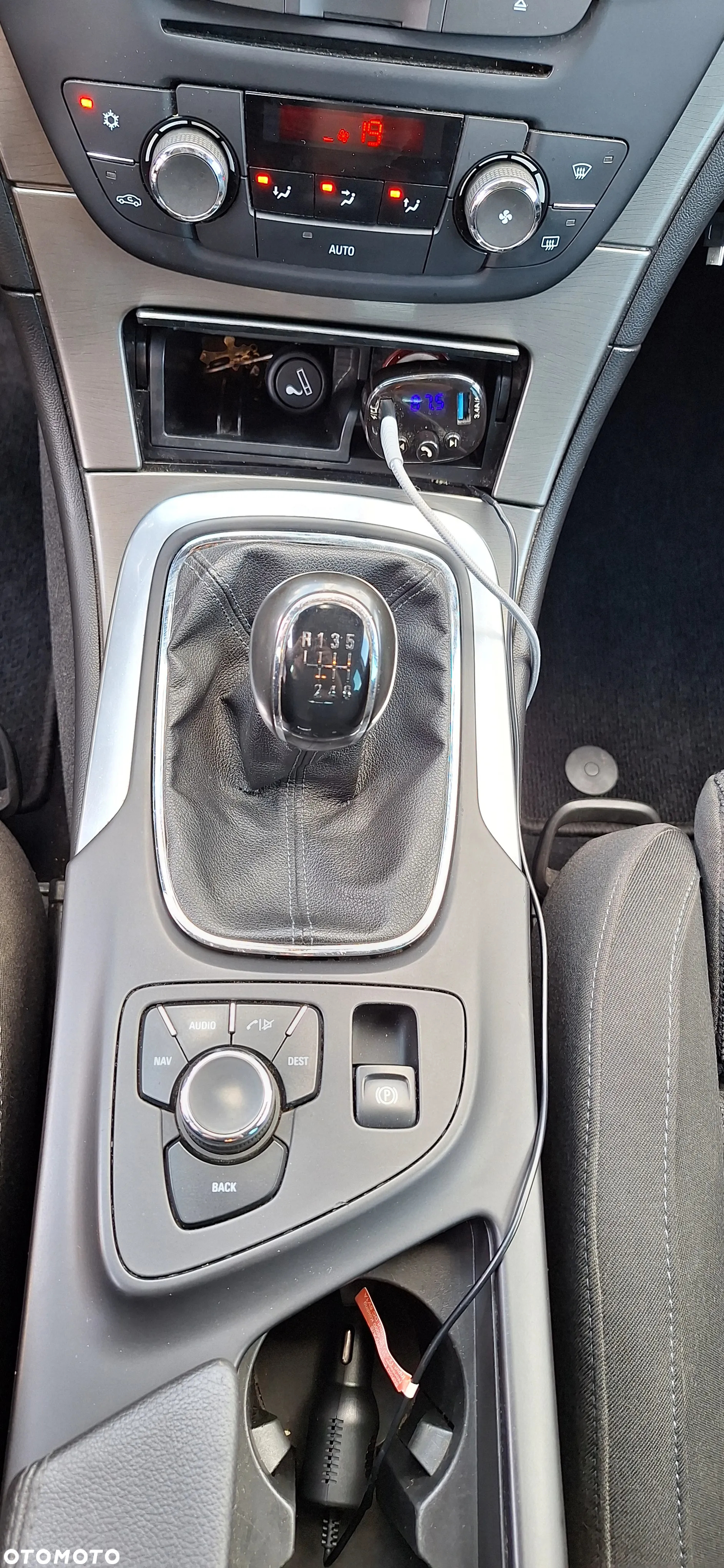 Opel Insignia 2.0 CDTI - 17