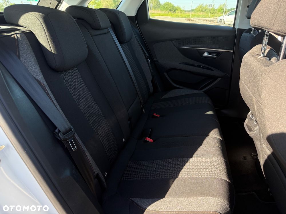 Peugeot 3008 - 29