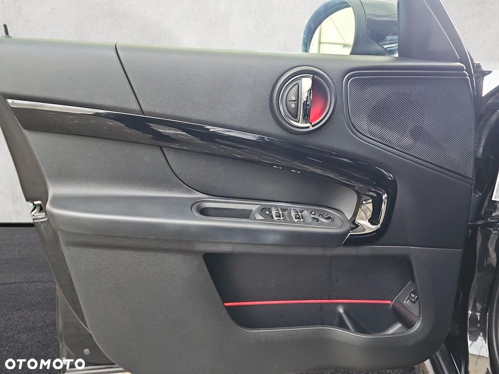 MINI Countryman - 16