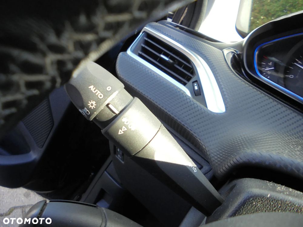 Peugeot 2008 BlueHDi FAP 120 STOP & START Business-Line - 22