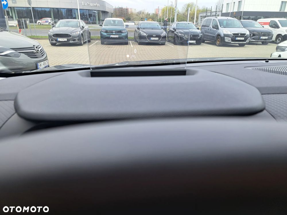 Citroën C4X 1.2 mHEV Max eDCT6 - 12