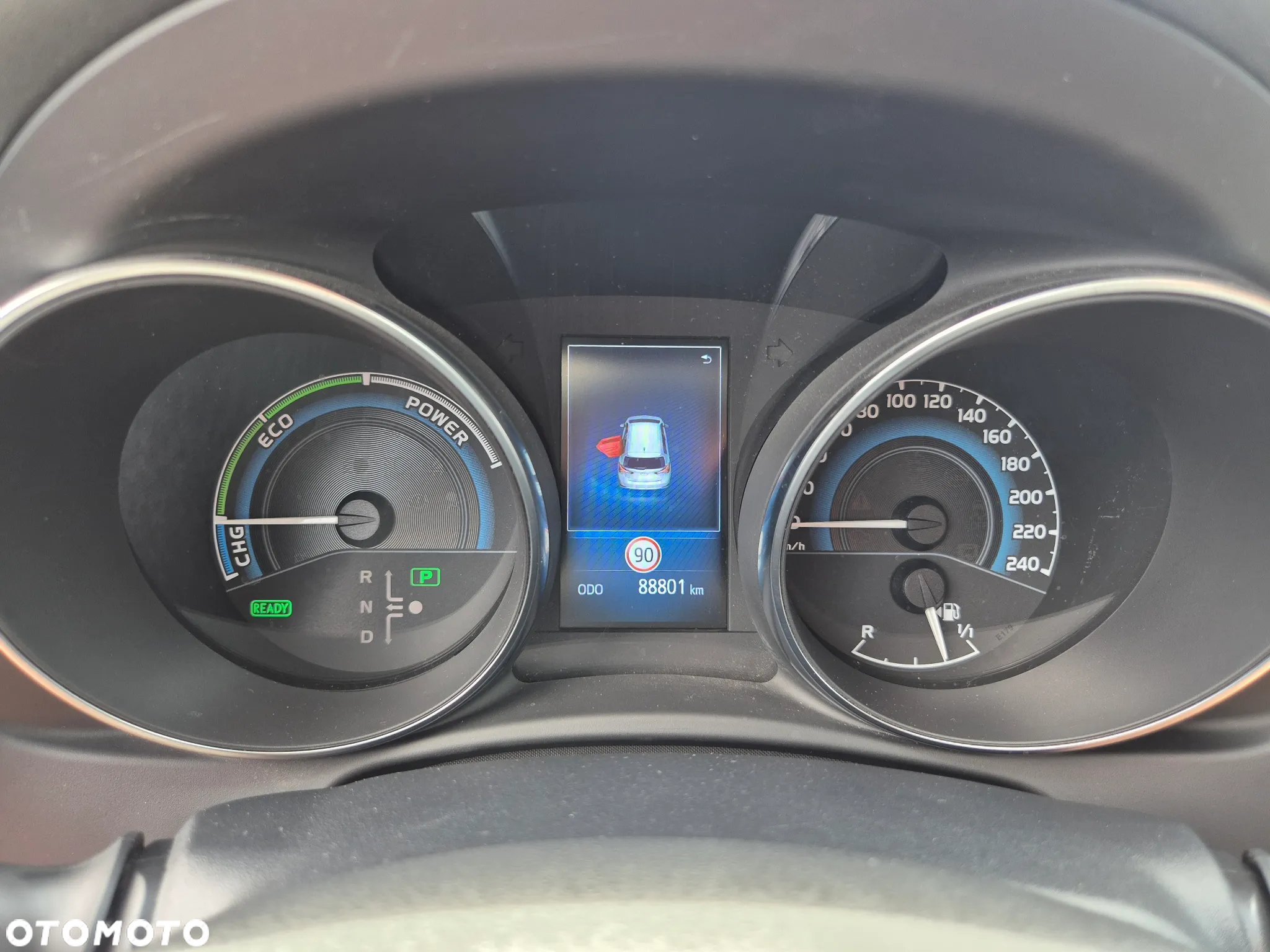 Toyota Auris 1.8 VVT-i Hybrid Automatik Design Edition - 28