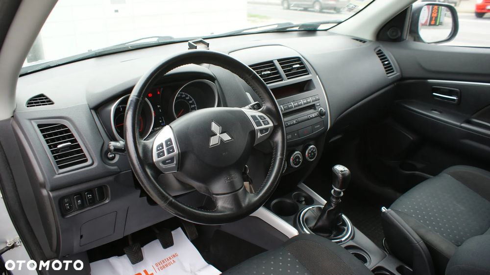 Mitsubishi ASX - 11