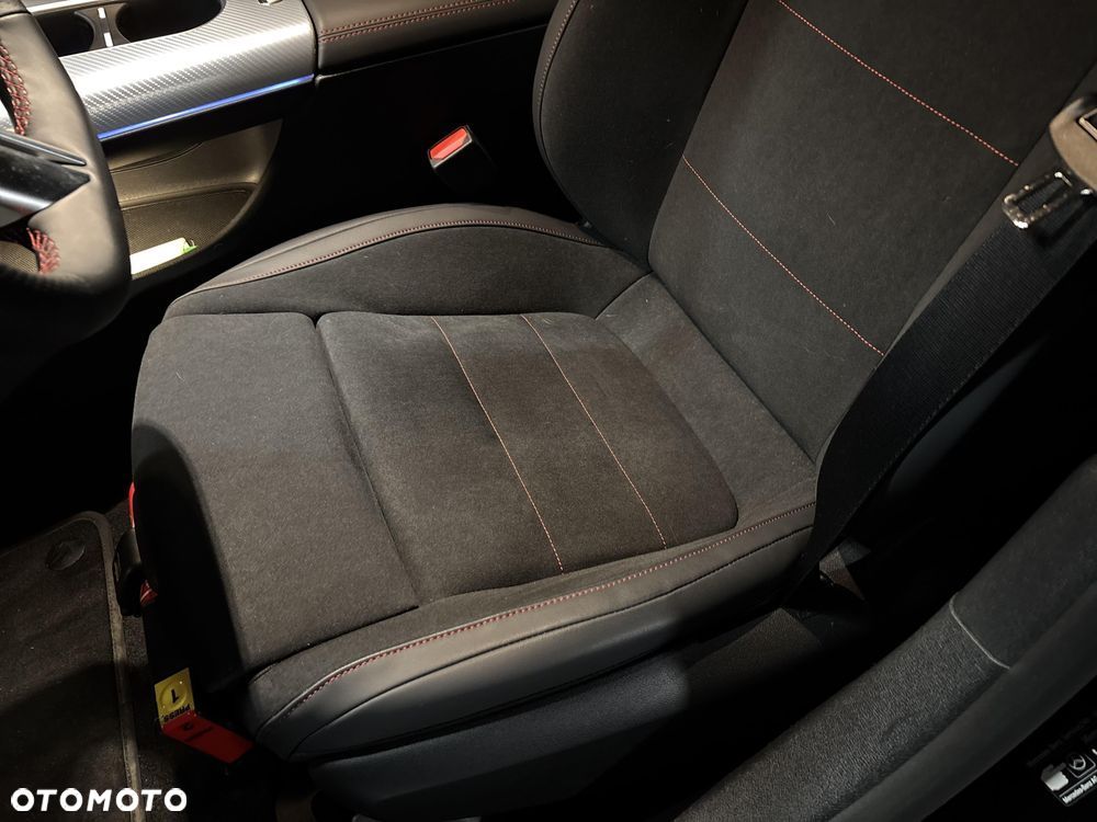 Mercedes-Benz CLA 200 mHEV 8G-DCT - 10
