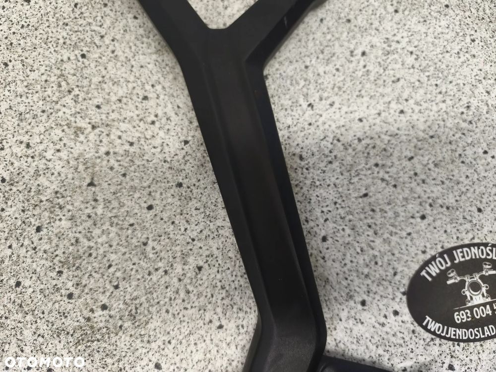 Set lewy tył, podnóżek pasażera Triumph Trident 660 2022 - 3