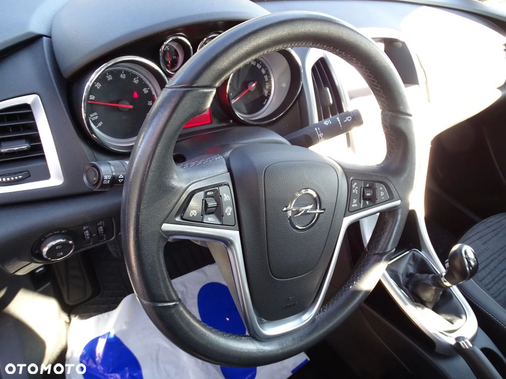 Opel Astra 1.4 Turbo ENERGY - 28