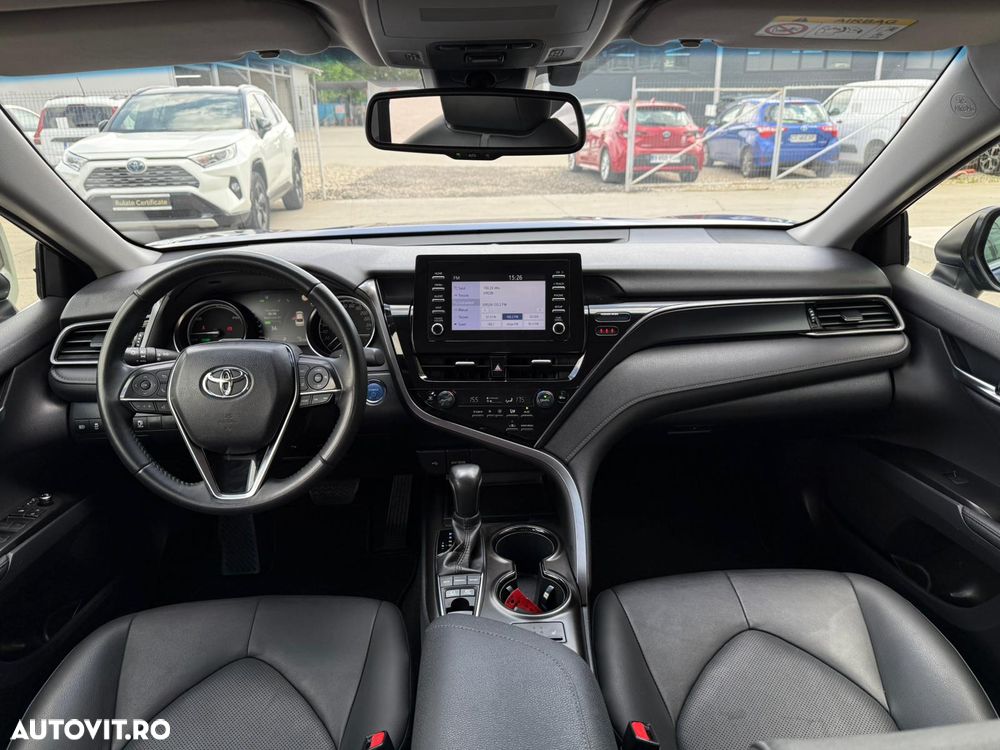 Toyota Camry 2.5 Business - 16