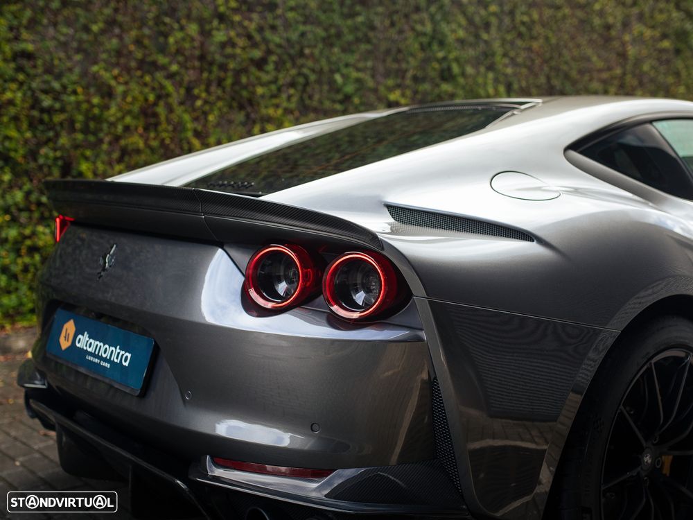 Ferrari 812 Superfast Standard - 23