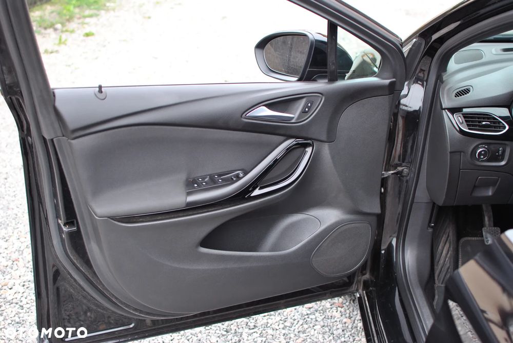 Opel Astra 1.4 T Dynamic - 28