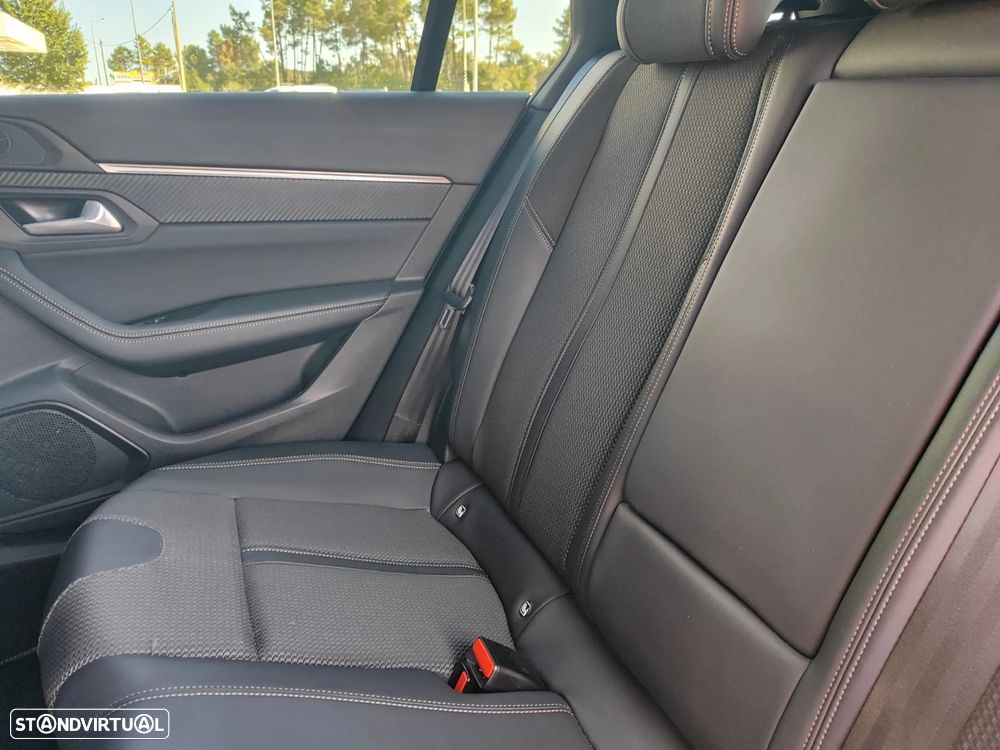 Peugeot 508 SW 1.6 Hybrid GT e-EAT8 - 32