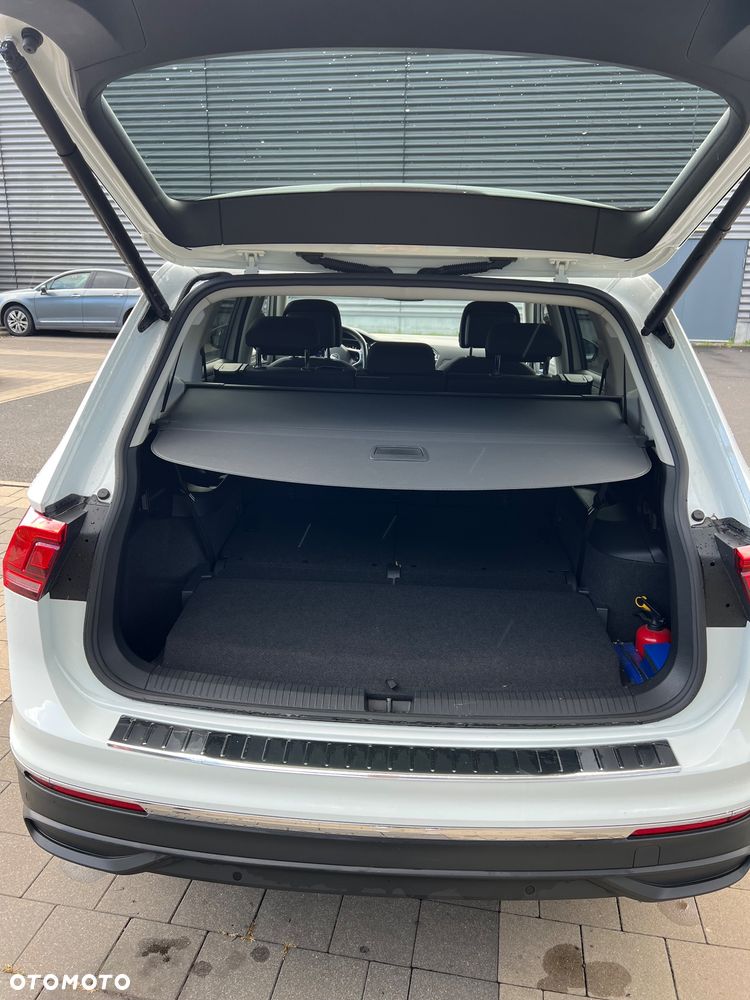 Volkswagen Tiguan - 14