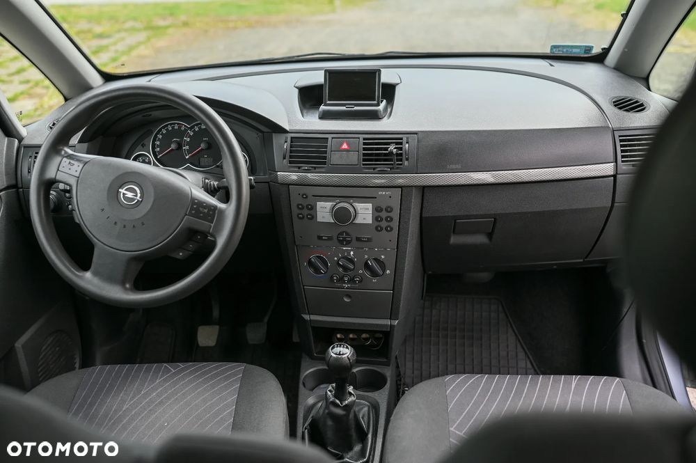 Opel Meriva - 9