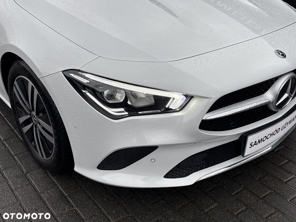 Mercedes-Benz CLA 200 7G-DCT - 31