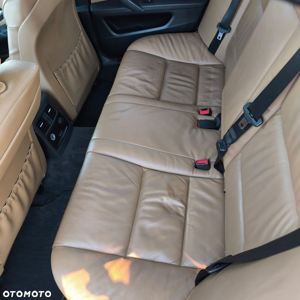 BMW Seria 5 - 9