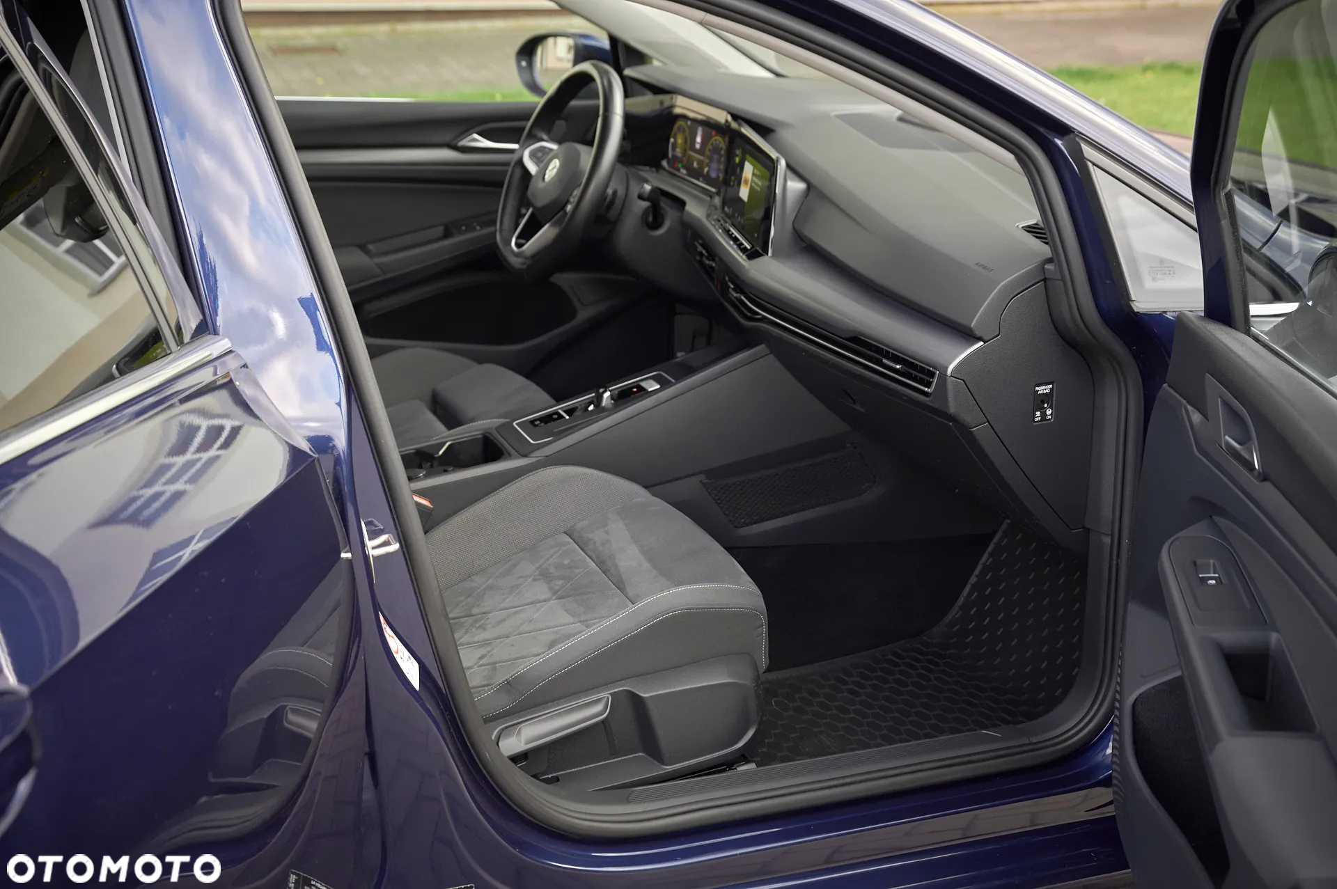 Volkswagen Golf VIII 2.0 TDI Style DSG - 22