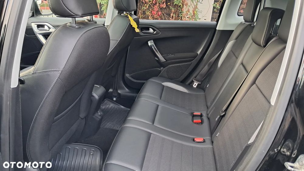 Peugeot 2008 1.6 BlueHDi Allure - 7