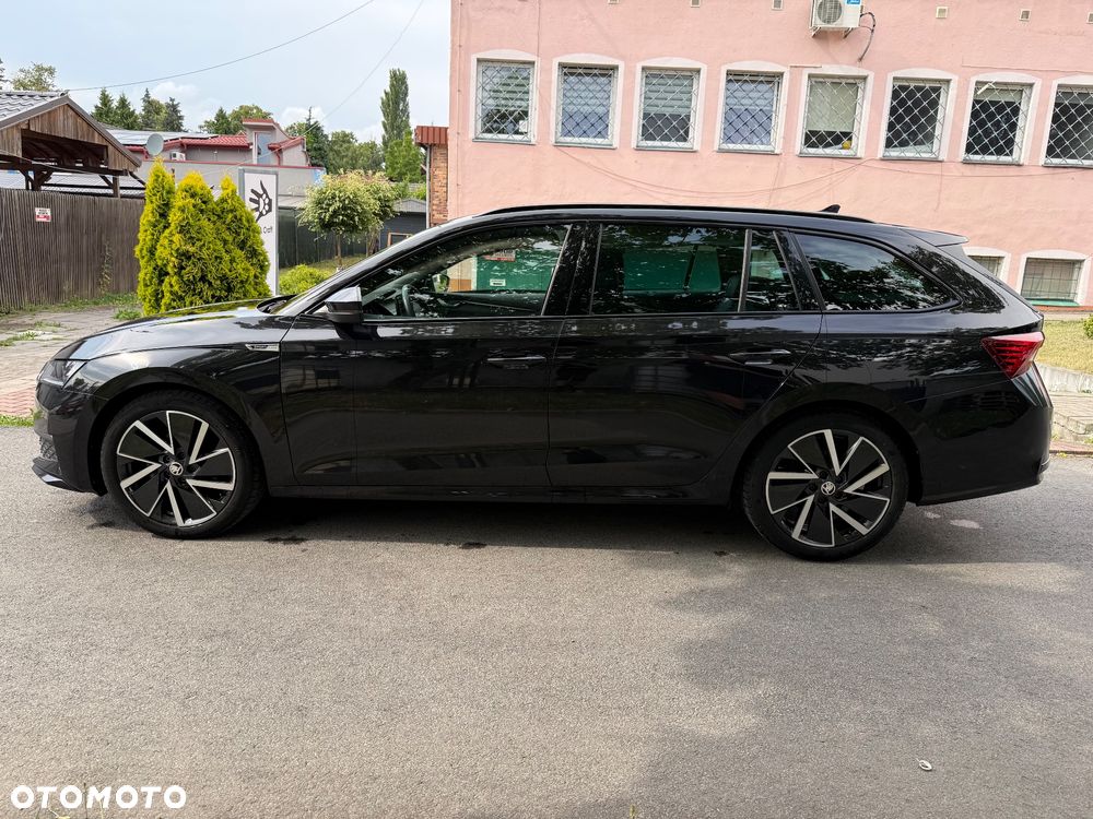 Skoda Octavia 2.0 TDI DSG Sportline - 9