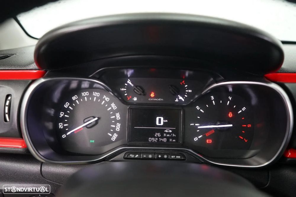 Citroën C3 1.6 BlueHDi Shine - 26