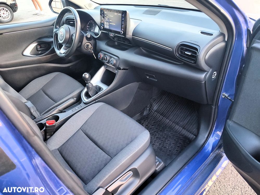 Toyota Yaris - 6