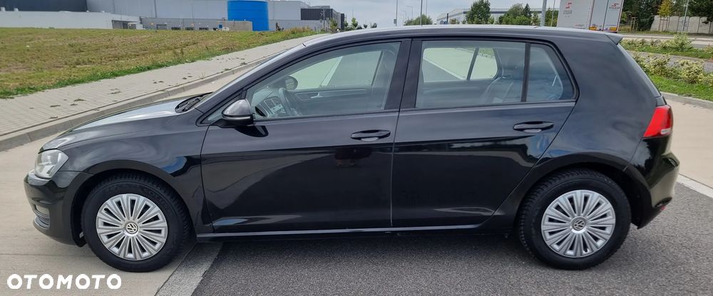Volkswagen Golf - 10