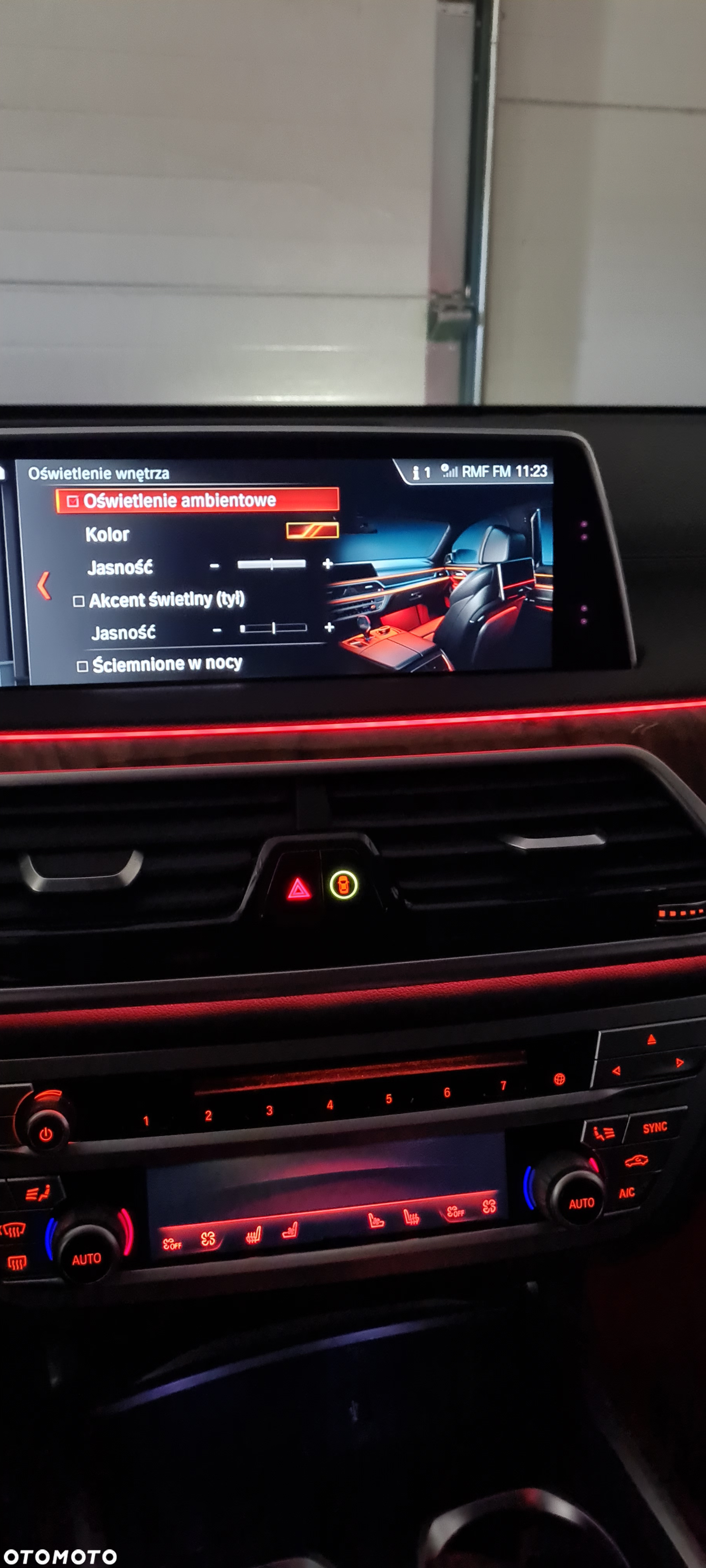 BMW Seria 7 740Le xDrive iPerformance - 18
