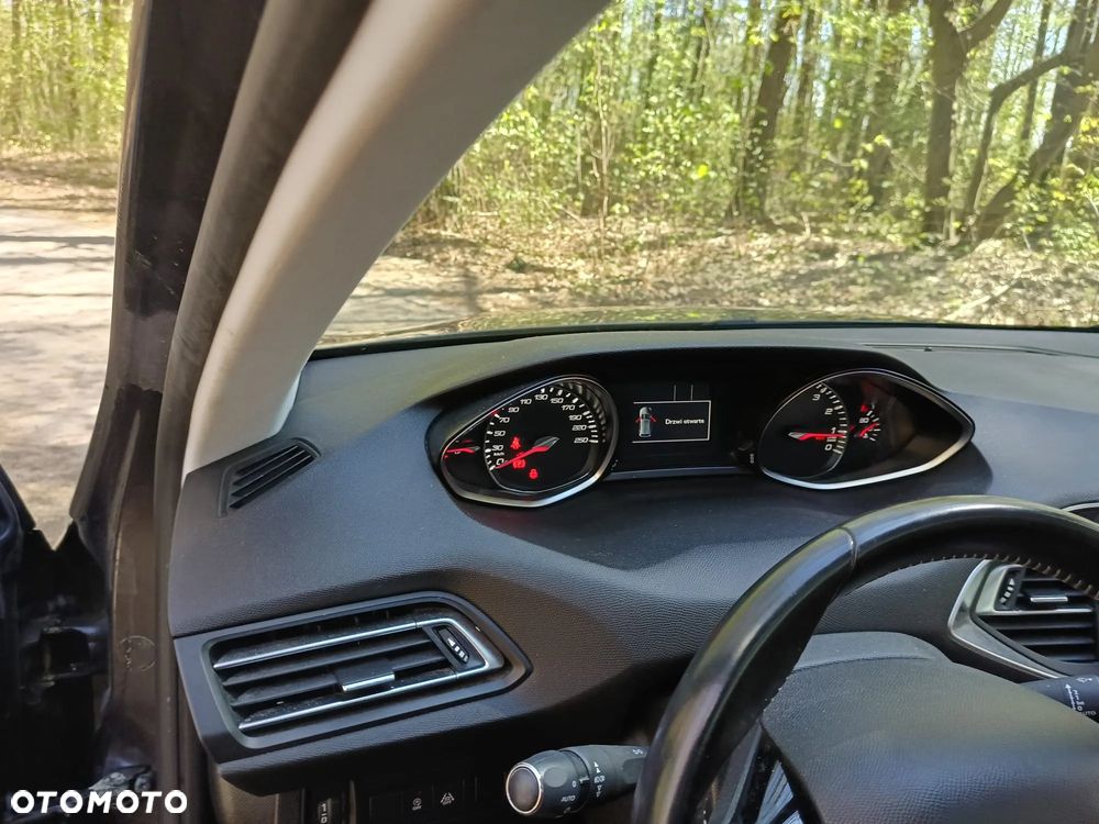 Peugeot 308 1.2 PureTech Active S&S - 10