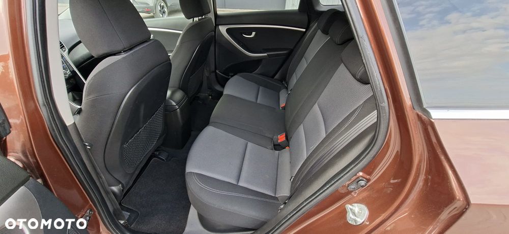 Hyundai i30 1.6 GDI Style - 26