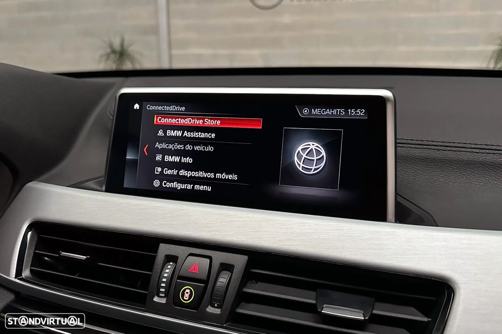 BMW X1 25 e xDrive Pack M - 18