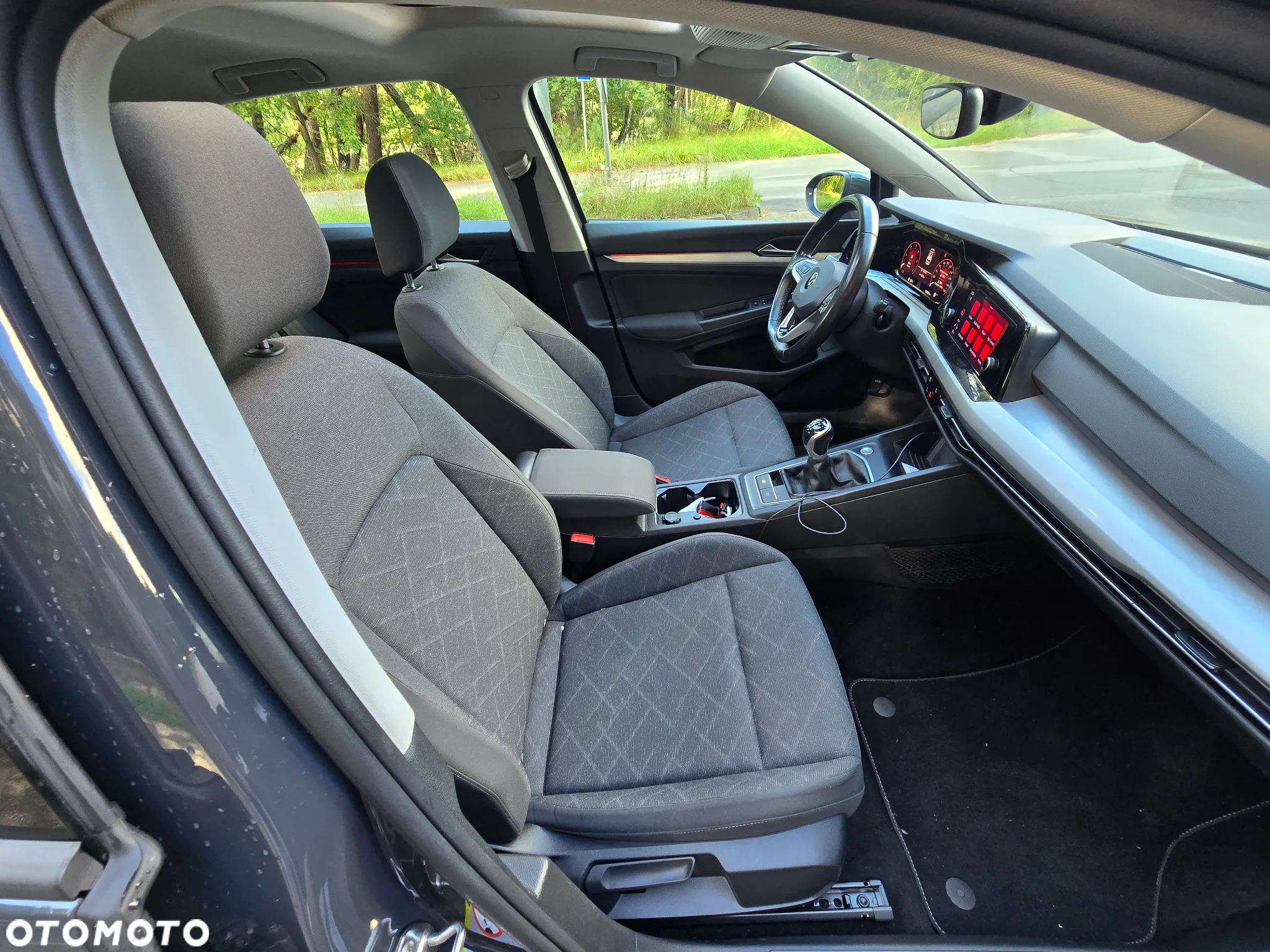 Volkswagen Golf VIII 2.0 TDI Life - 23