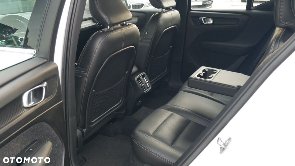 Volvo XC 40 - 20
