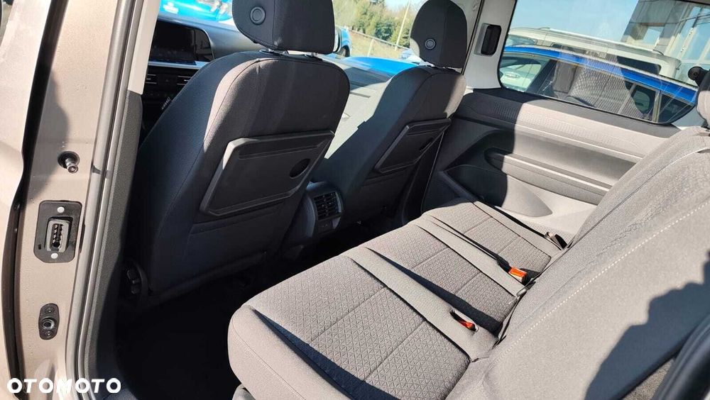 Ford Tourneo Connect - 16