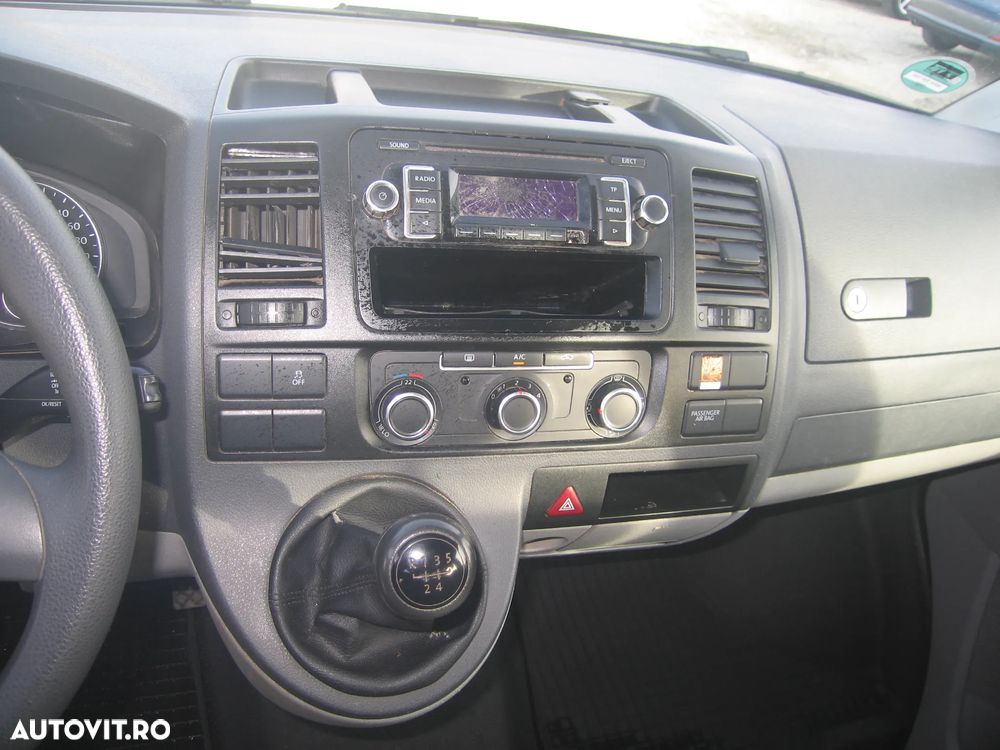 Volkswagen TRANSPORTER T6 , 6 LOC. PLATFORMA MIXTA , AC. - 38