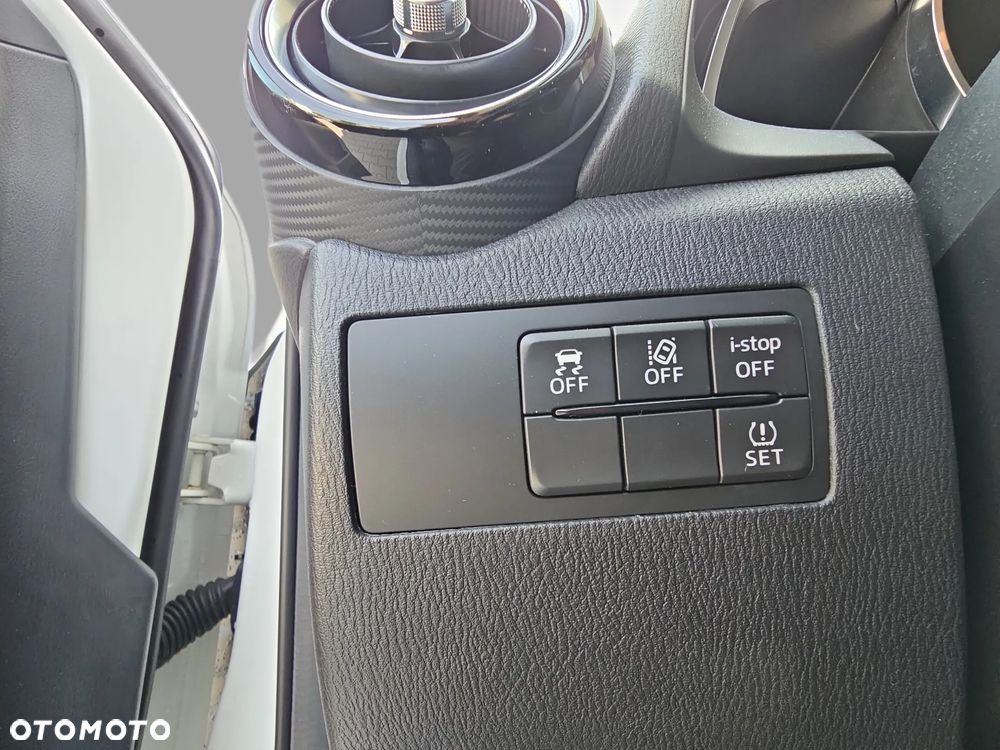 Mazda 2 1.5 Skypassion i-ELoop - 23