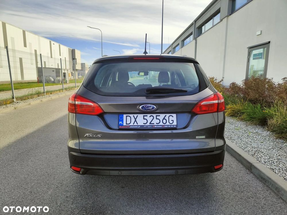 Ford Focus 1.0 EcoBoost Titanium - 5