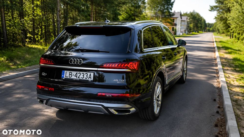 Audi Q7 - 4