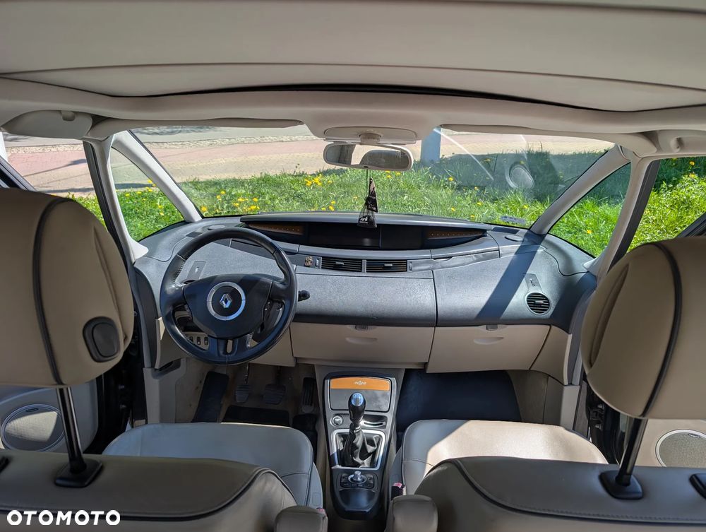 Renault Espace 2.0 dCi FAP Initiale - 2