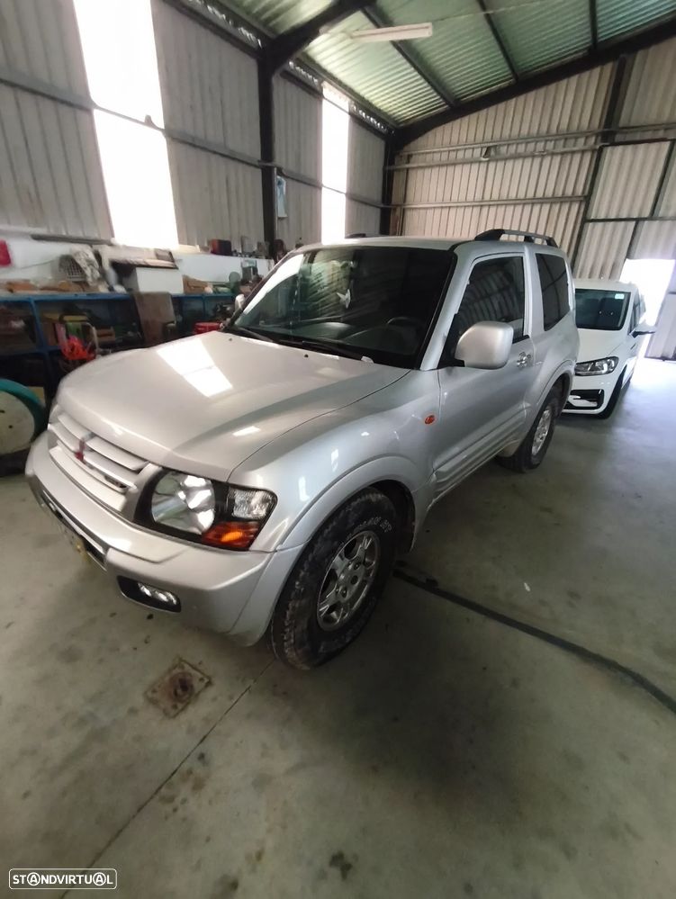 Mitsubishi Pajero 3.2 DI-D GLS ABS - 7