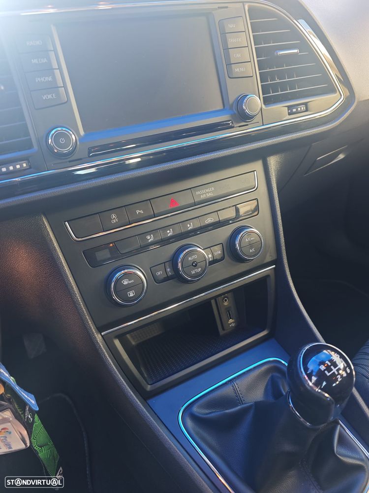 SEAT Leon ST 1.6 TDI Style Ecomotive - 10